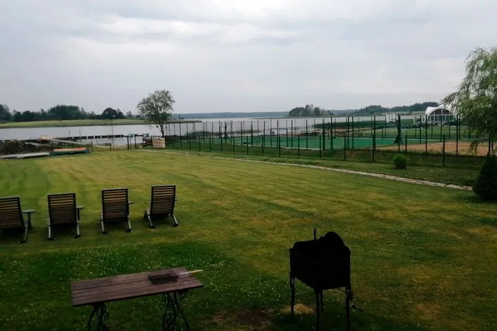 Праздничный отдых для компании в загородном клубе