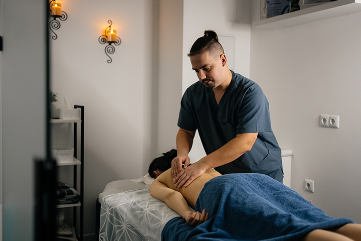 Сеанс массажа на выбор в Wellness Format