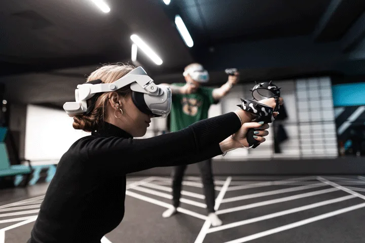 Открытая игра в VR арене