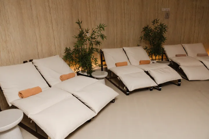 SPA-день с массажным ритуалом и аквазоной
