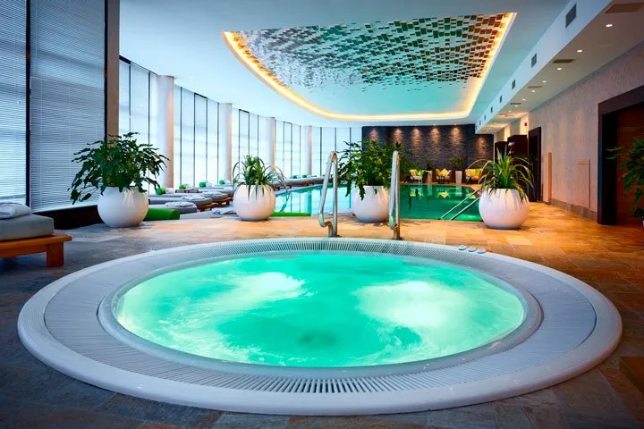 Романтическое приключение в Renaissance Minsk Hotel