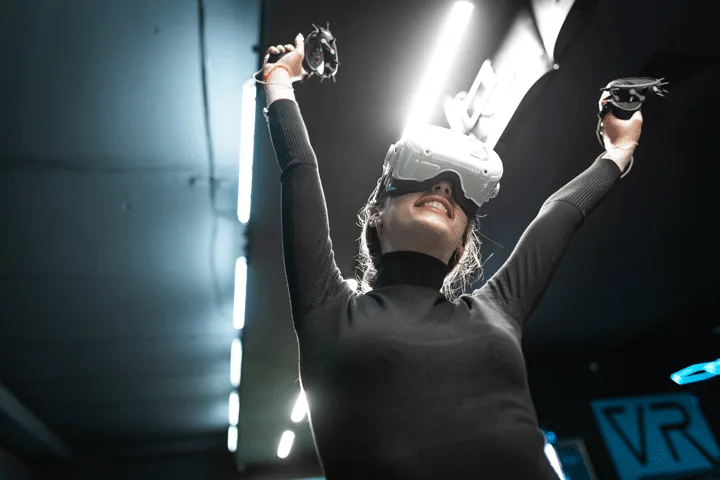 Открытая игра в VR арене
