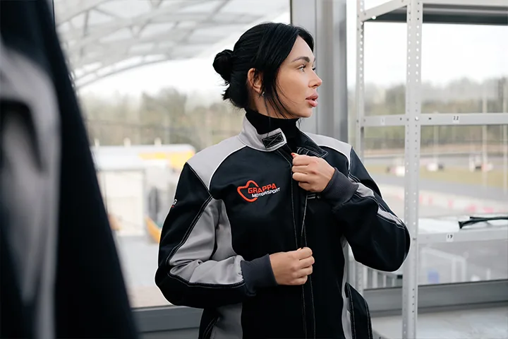 Картинг в «Smart Racing»: гонки в стайках