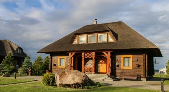 VIP-отдых на Браславских озерах в роскошном загородном клубе «Три медведя»