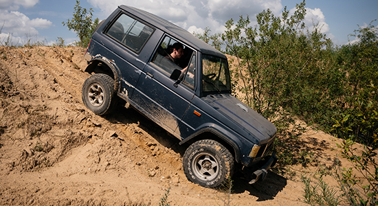 Джип-тур: экстремальная поездка с авто-спортсменом. 60 минут