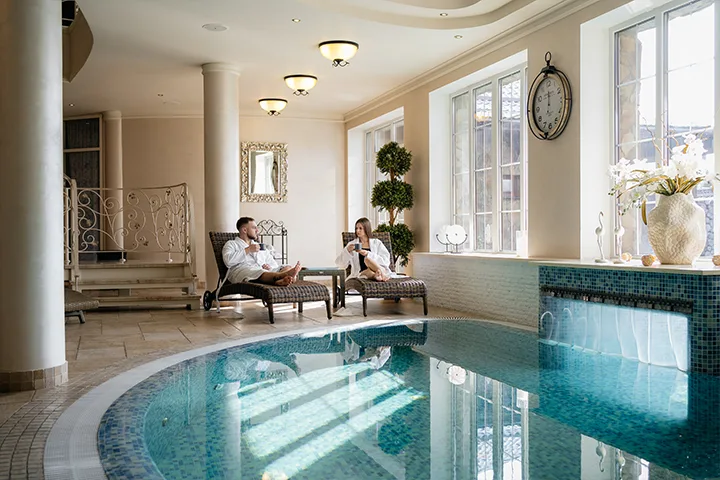 Романтический отдых для двоих в загородном комплексе «СЯБРЫ»
