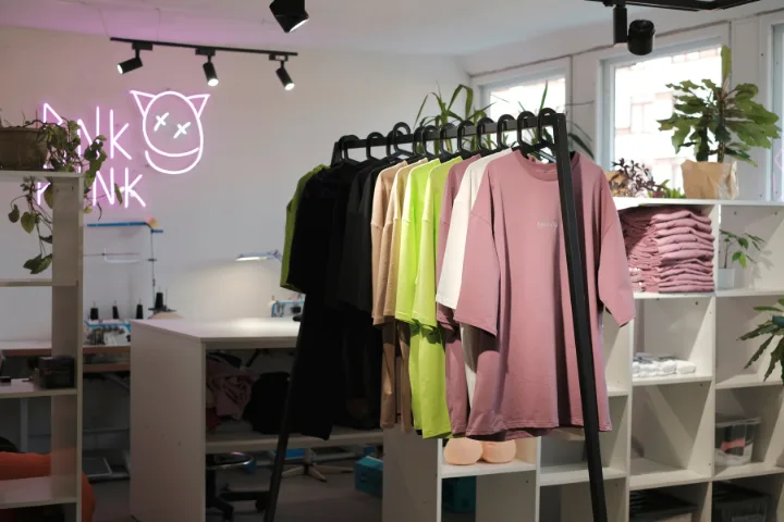 Сертификат на сумму в магазин одежды Pink Punk