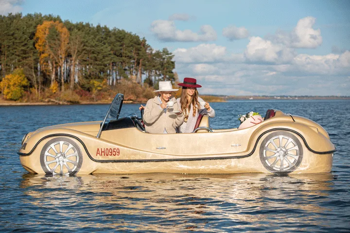 Прогулка на водном автомобиле AQUA CAR 430