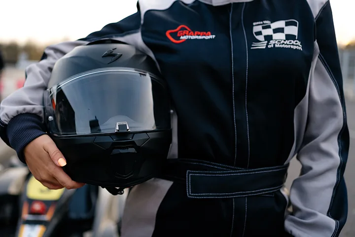 Картинг в «Smart Racing»: гонки в стайках