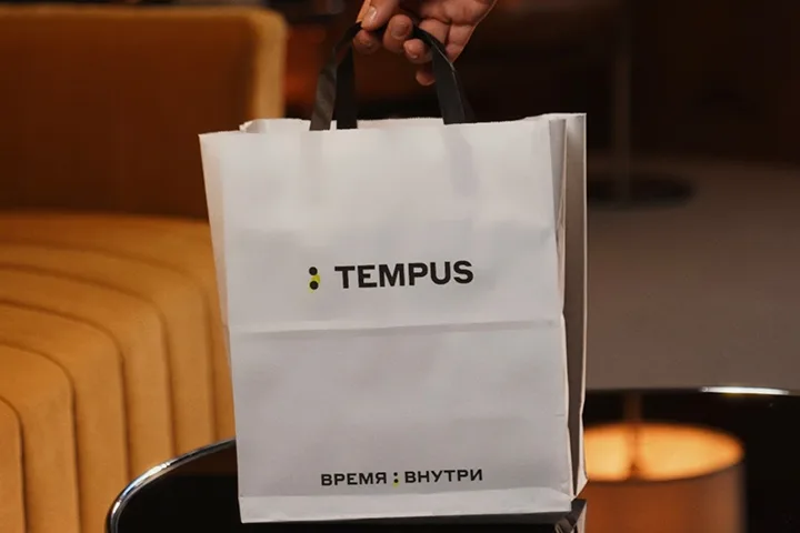 Часы в подарок: сертификат на сумму в магазин Tempus