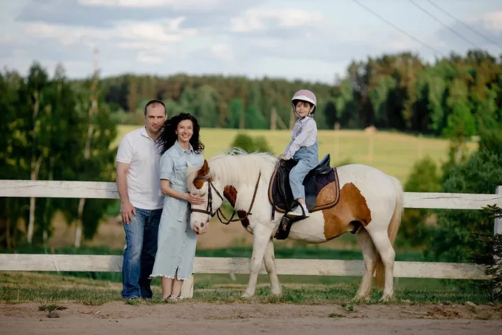 Семейная прогулка на лошадях в Green Ranch: специальное предложение сентября