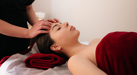 Массаж лица в Elegance Spa&Beauty