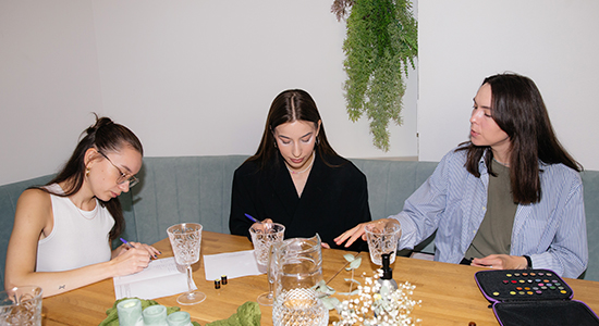 Мастер-класс по созданию парфюма из эфирных масел. 1 человек в группе