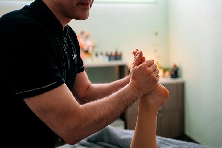 SPA-массаж тела с эфирными маслами «Арома-бар»