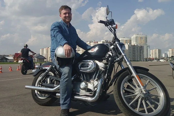 Индивидуальный мастер-класс по вождению Harley-Davidson