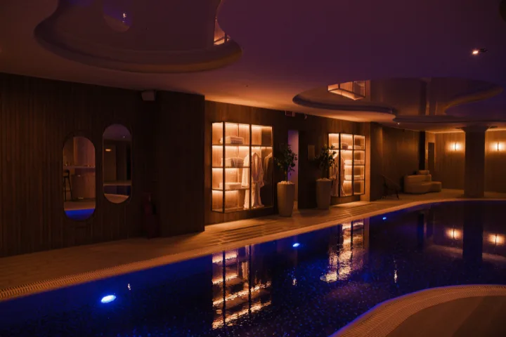 SPA-день с массажным ритуалом и аквазоной