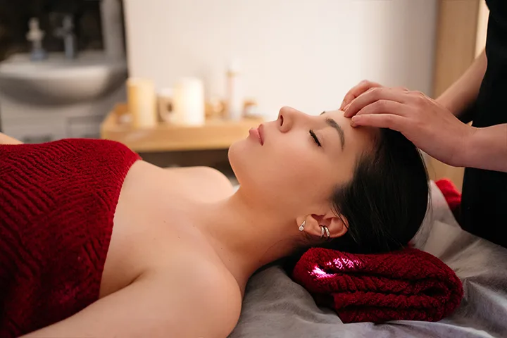 Массаж лица в Elegance Spa&Beauty