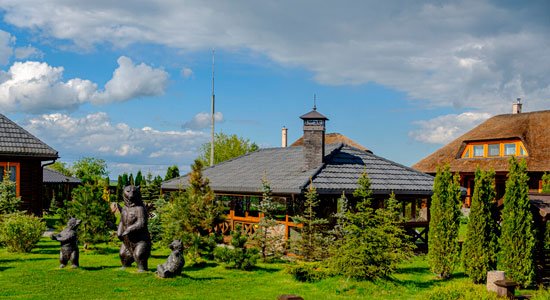 Праздничный отдых для компании в загородном клубе