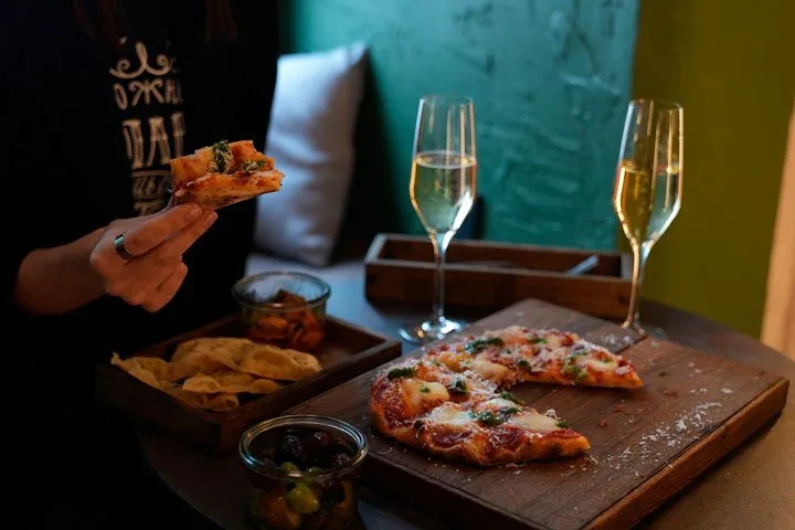 Знакомство с традициями итальянской кухни под бокал вина в Wine&Pinsa
