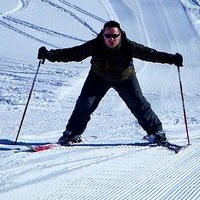 Учимся кататься на лыжах — занятие с инструктором в Логойске Учимся кататься на лыжах — занятие с инструктором в Логойске