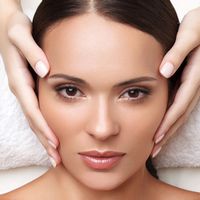 SPA-уход за лицом «Сияние молодости» SPA-уход за лицом «Сияние молодости»