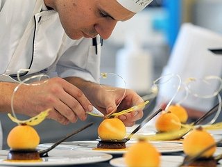 Кондитерский онлайн-курс «Французский перфекционизм в десертах» Кондитерский онлайн-курс «Французский перфекционизм в десертах»