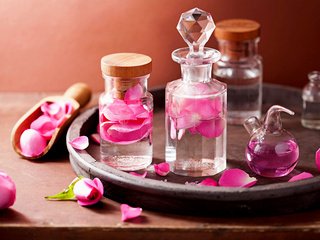 Чувственный массаж тела с аромамаслами Oil Aroma Чувственный массаж тела с аромамаслами Oil Aroma