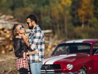 Фотосессия Love Story с ретро автомобилем в Минске Фотосессия Love Story с ретро автомобилем в Минске