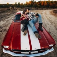 Фотосессия Love Story с ретро автомобилем в Минске Фотосессия Love Story с ретро автомобилем в Минске