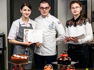 Кондитерский онлайн-курс «Французский перфекционизм в десертах» Кондитерский онлайн-курс «Французский перфекционизм в десертах»