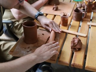 Мастер-класс по керамике «Кружки-зверюшки» Мастер-класс по керамике «Кружки-зверюшки»