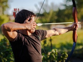 Уроки стрельбы из лука в тире «Снайпер» Уроки стрельбы из лука в тире «Снайпер»