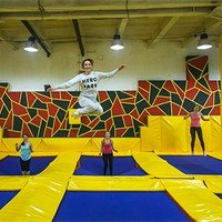 Веселая акробатика и прыжки на батутах в Hero Park в Минске Веселая акробатика и прыжки на батутах в Hero Park в Минске