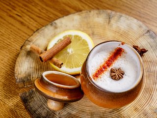 Ресторан белорусской кухни «СВОИ» Ресторан белорусской кухни «СВОИ»