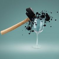 Антистрессовый аттракцион «Бей посуду» в Минске Антистрессовый аттракцион «Бей посуду» в Минске