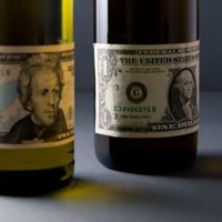 Дегустационный магазин-бар Bread&Vine («Хлеб и Вино») Дегустационный магазин-бар Bread&Vine («Хлеб и Вино»)