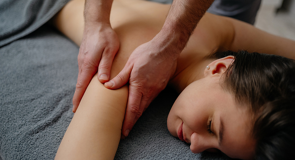 Сеанс массажа на выбор в Wellness Format