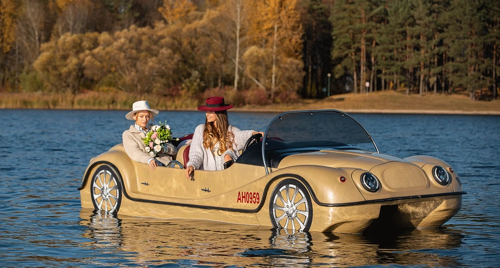 Прогулка на водном автомобиле AQUA CAR 430