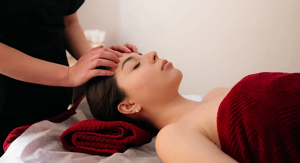 Массаж лица в Elegance Spa&Beauty
