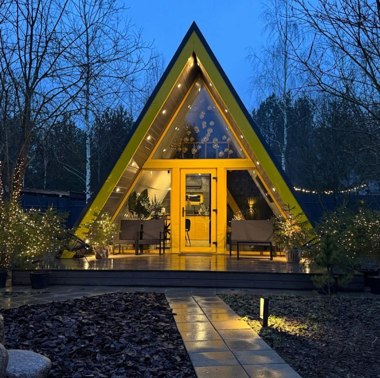 Загородный отдых в A-Frame с купелью