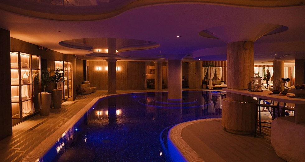 SPA-день с массажным ритуалом и аквазоной