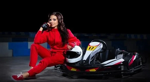 Ощути драйв на двухуровневом картинге в центре «Картленд»