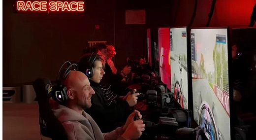 Посещение симрейсинг клуб Race Space